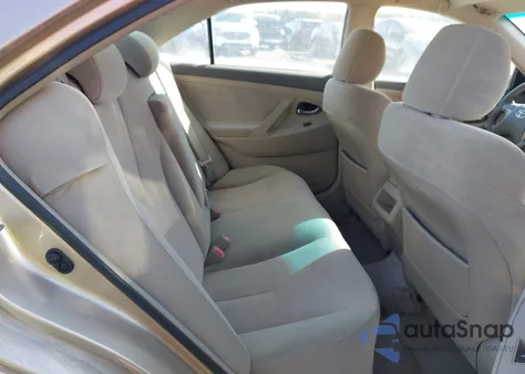 2011 Toyota Camry Le z USA, uszkodzony, nr VIN 4T1BF3EK6BU123490